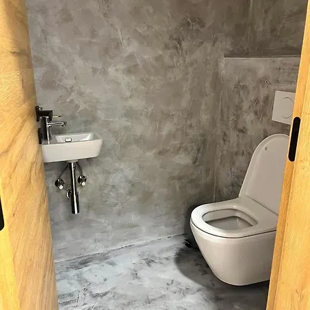 Laura Apartmán